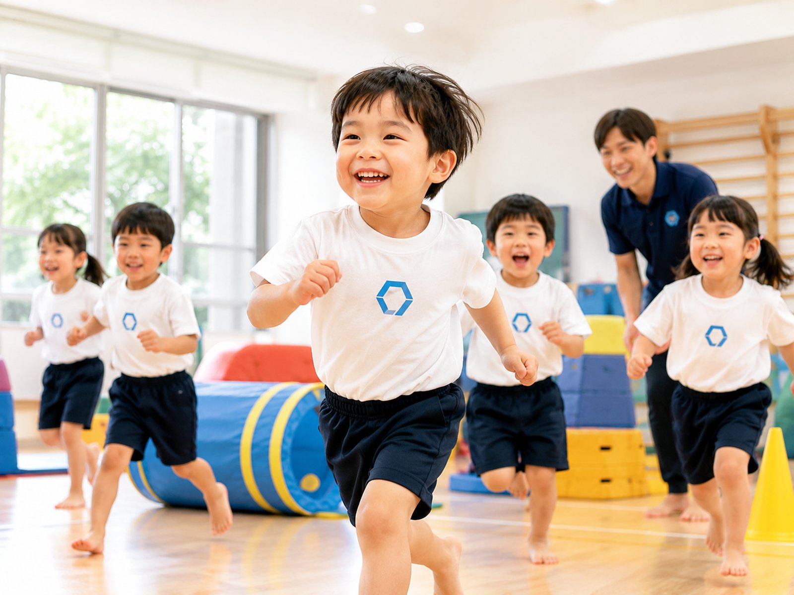 楽しく走る幼児体操教室の子ども